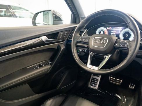Used 2022 Audi SQ5 Prestige image 12