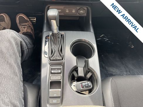 Used 2025 Honda Civic Sport image 25