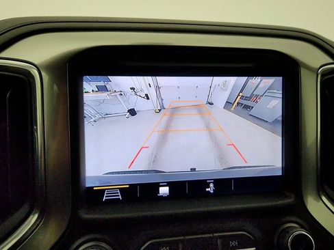 Used 2019 Chevrolet Silverado 1500 LT Trail Boss image 19