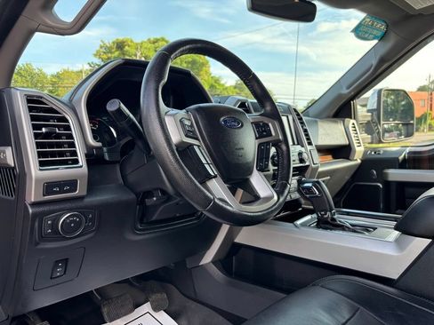 Used 2015 Ford F150 Lariat AWD/4WD image 18