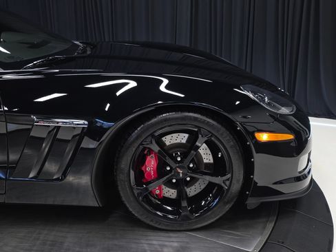 Used 2013 Chevrolet Corvette Grand Sport w/ 2LT Preferred Equipment Group RWD image 44