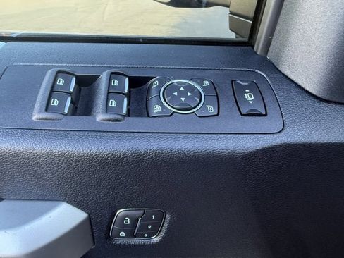 Used 2019 Ford F250 Lariat w/ Lariat Ultimate Package image 28