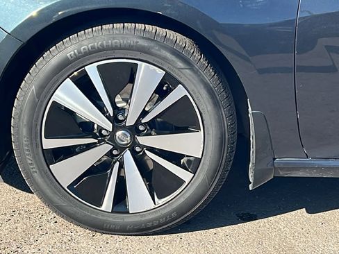 Used 2021 Nissan Altima 2.5 SV w/ SV Premium Package image 8