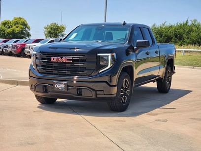 New 2026 GMC Sierra 1500 Pro w/ Graphite Edition