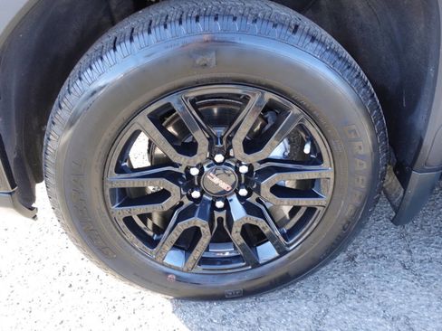 Used 2023 GMC Sierra 1500 Elevation image 53