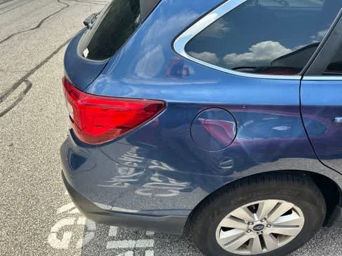 Used 2019 Subaru Outback 2.5i Premium AWD/4WD image 7