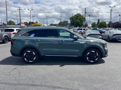 Used 2025 Kia Sorento SX Prestige AWD/4WD image 4
