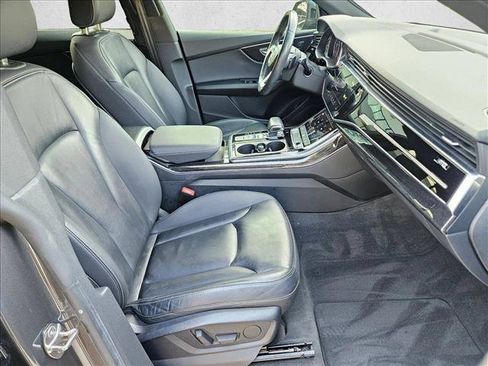 Used 2019 Audi Q8 Premium w/ Convenience Package AWD/4WD image 21