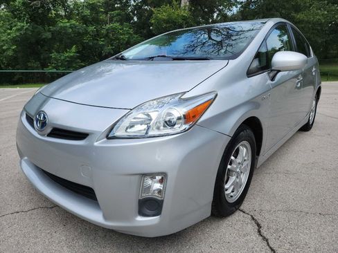 Used 2010 Toyota Prius Two FWD image 3
