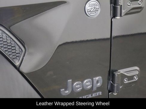 Used 2022 Jeep Wrangler Sport AWD/4WD image 29