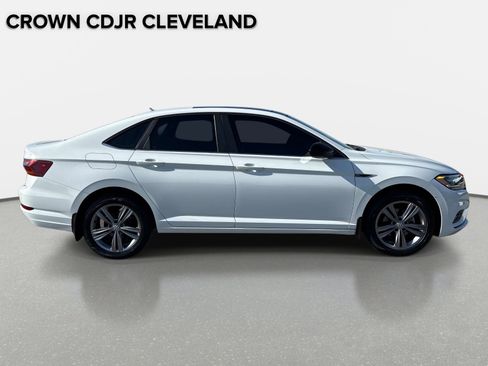 Used 2019 Volkswagen Jetta R-Line image 3