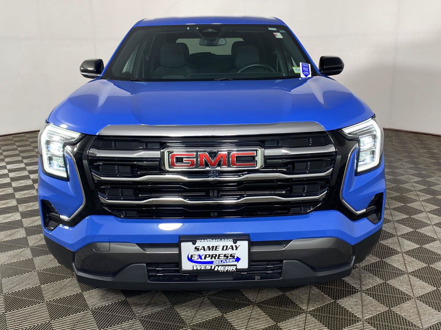 Used 2025 GMC Terrain Elevation FWD image 8