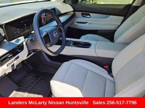 Used 2025 Nissan Murano SL AWD/4WD image 17