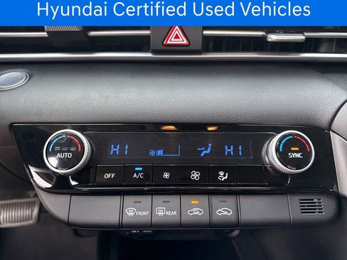 Certified 2022 Hyundai Elantra SEL FWD image 23