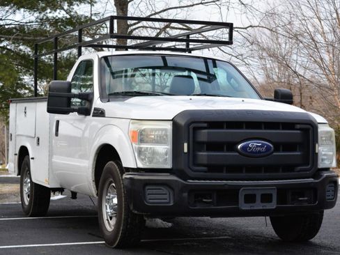 Used 2013 Ford F250 XL image 3