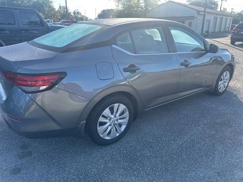 Used 2025 Nissan Sentra S FWD image 9