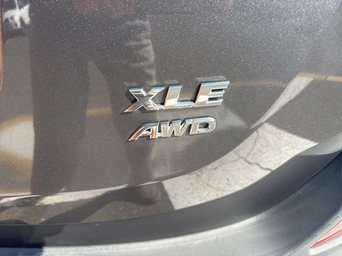 Used 2015 Toyota RAV4 XLE AWD/4WD image 41