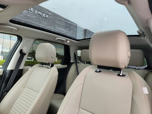 Certified 2025 Land Rover Discovery Sport S image 12