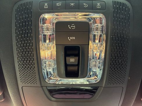 Used 2021 Mercedes-Benz GLS 580 GLS 580 image 27