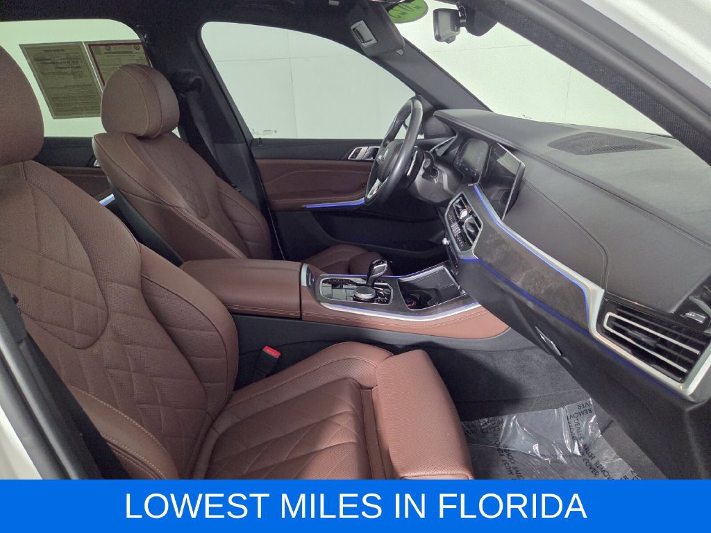 Used 2023 BMW X5 xDrive40i w/ Parking Assistance Package AWD/4WD image 31