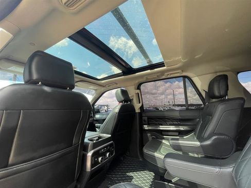 Used 2019 Ford Expedition Max Platinum AWD/4WD image 20