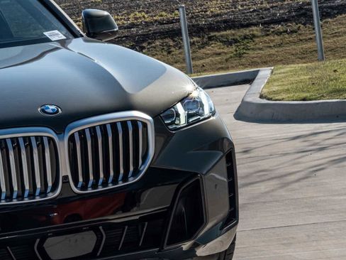 New 2026 BMW X5 sDrive40i w/ M Sport Package image 5