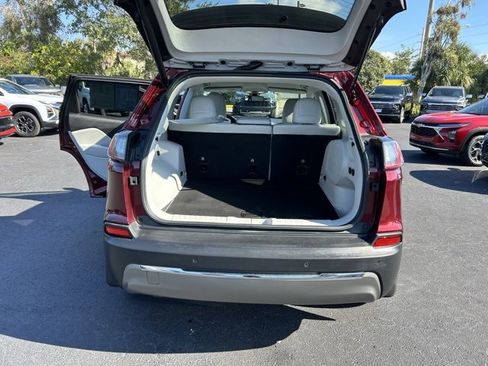 Used 2020 Jeep Cherokee Limited image 16