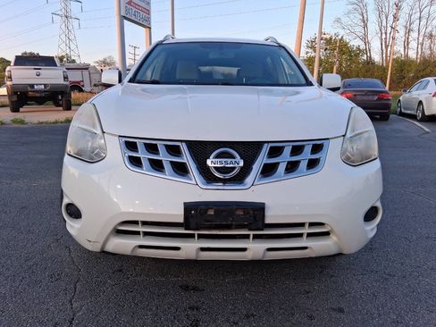 Used 2012 Nissan Rogue SV FWD image 2
