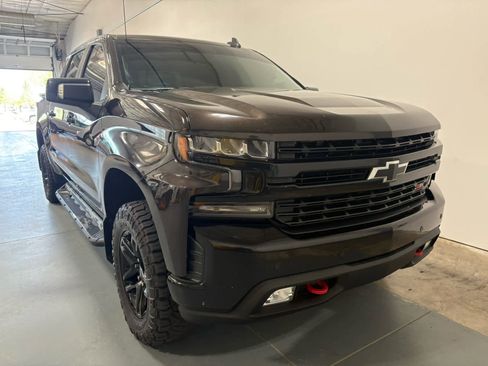 Used 2019 Chevrolet Silverado 1500 LT Trail Boss AWD/4WD image 5
