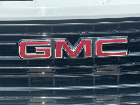 Used 2023 GMC Sierra 1500 Elevation AWD/4WD image 38