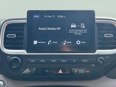 Certified 2025 Hyundai Venue SEL FWD image 19