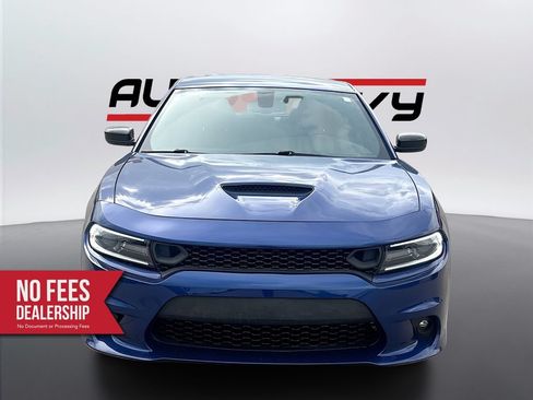 Used 2022 Dodge Charger R/T w/ Blacktop Package RWD image 2