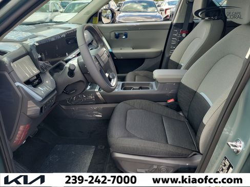 New 2027 Kia Seltos S FWD image 19