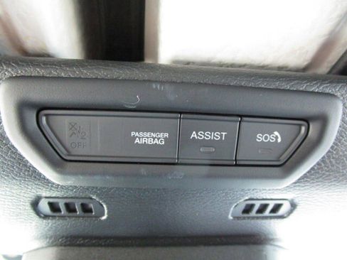 Used 2021 Jeep Wrangler Rubicon AWD/4WD image 18