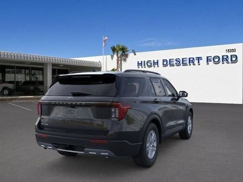 New 2026 Ford Explorer Active w/ Active Comfort Package RWD image 8