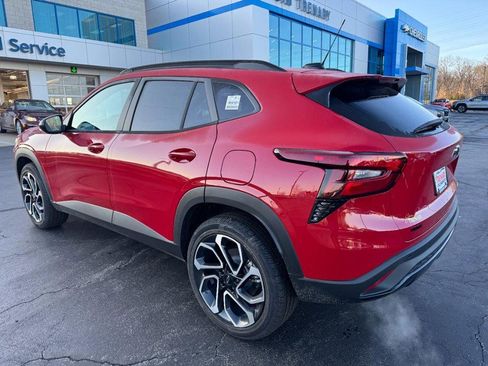 New 2026 Chevrolet Trax RS w/ Sunroof Package image 5