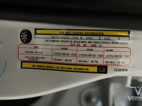 New 2026 RAM 2500 Tradesman w/ Chrome Appearance Group image 43