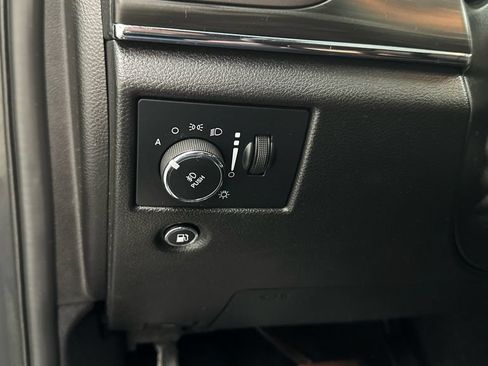 Used 2021 Jeep Grand Cherokee Limited AWD/4WD image 26