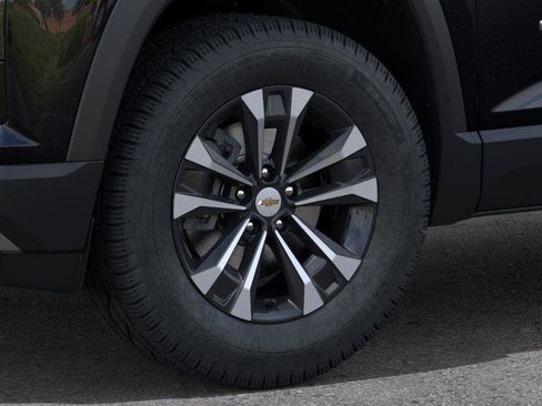 New 2027 Chevrolet Equinox LT w/ Convenience Package II FWD image 9
