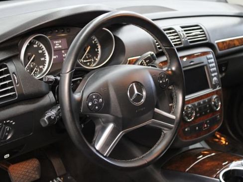 Used 2012 Mercedes-Benz R 350 4MATIC image 14