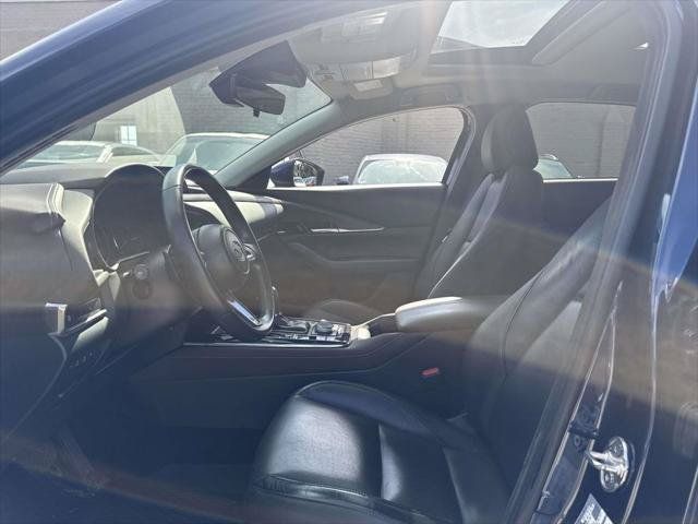 Used 2020 MAZDA CX-30 AWD w/ Premium Package image 16
