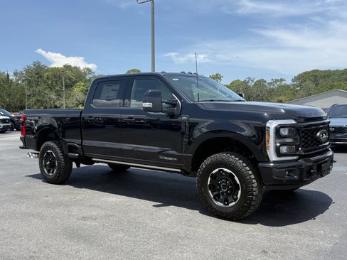 New 2026 Ford F250 Lariat w/ Tremor Off-Road Package AWD/4WD image 2