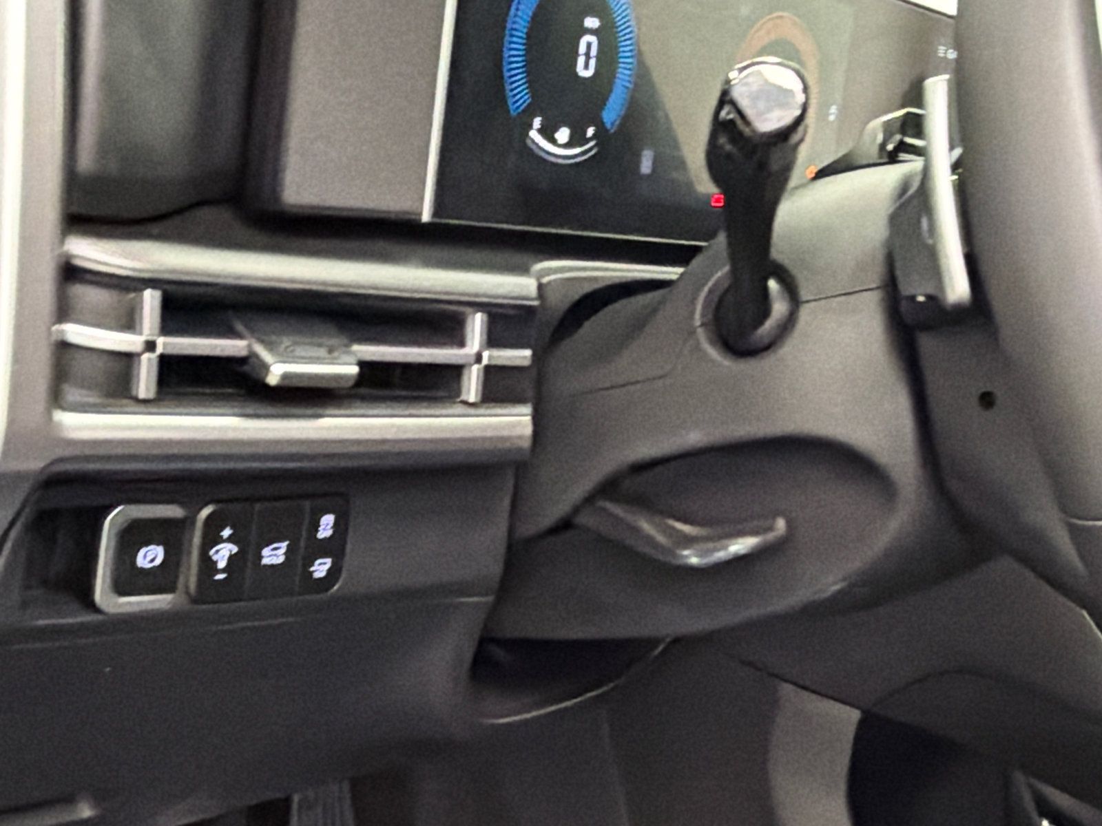 Used 2024 Hyundai Santa Fe XRT AWD/4WD image 18