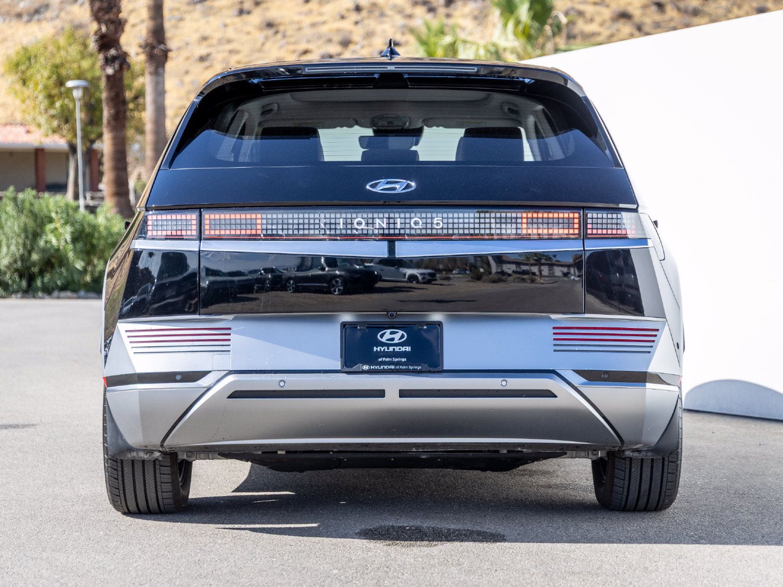 Used 2023 Hyundai Ioniq 5 Limited w/ Cargo Package RWD image 10