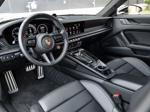 Certified 2025 Porsche 911 Carrera 4 GTS AWD/4WD image 4