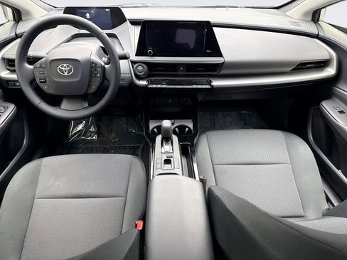 Used 2024 Toyota Prius LE image 14