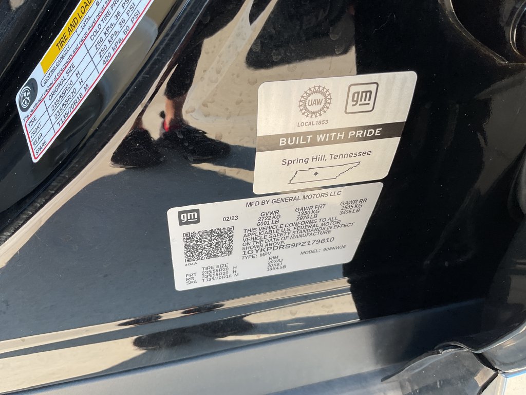 Used 2023 Cadillac XT6 Premium Luxury w/ LPO, Floor Liner Package AWD/4WD image 37