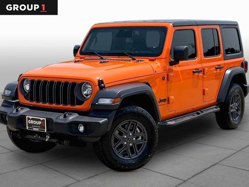 Used 2025 Jeep Wrangler Unlimited Sport AWD/4WD image 1