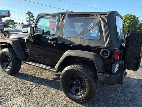 Used 2012 Jeep Wrangler Sport image 7