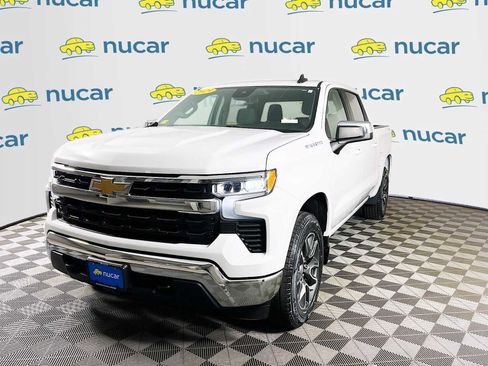 Used 2023 Chevrolet Silverado 1500 LT AWD/4WD image 3